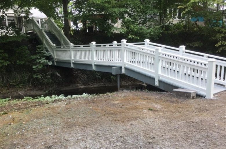 Deck over creek Niagara